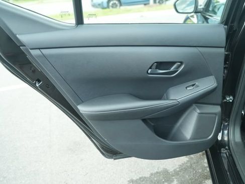 Used 2025 Nissan Sentra S FWD image 15