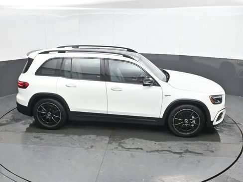 Used 2025 Mercedes-Benz GLB 35 AMG 4MATIC image 36