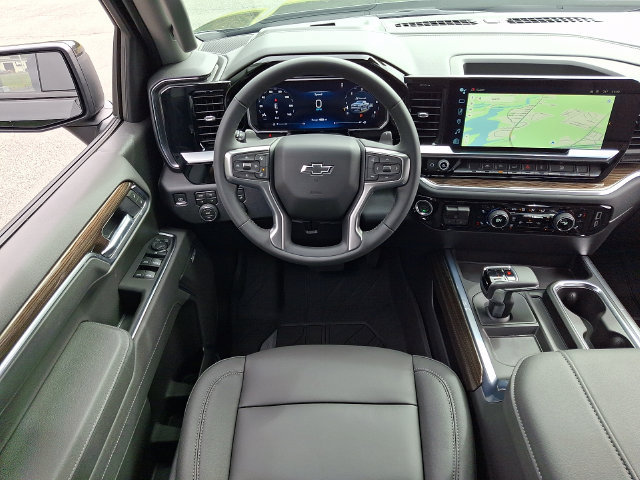 New 2026 Chevrolet Silverado 1500 RST w/ Redline Edition AWD/4WD image 8