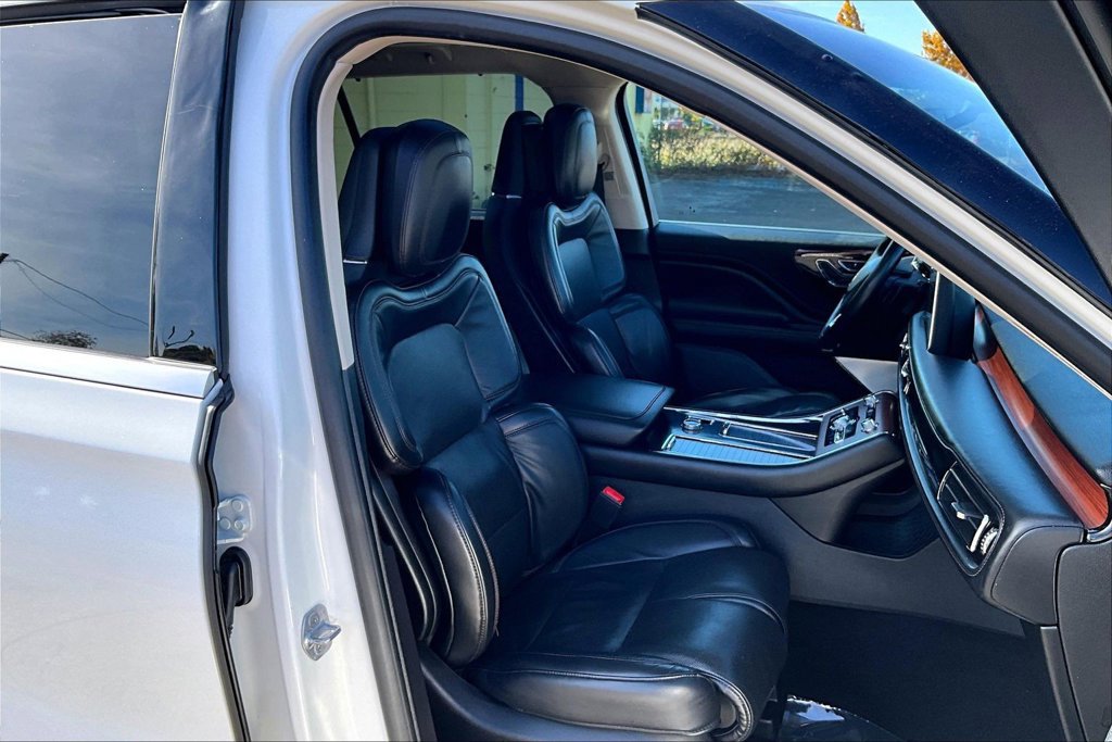 Used 2020 Lincoln Aviator Reserve w/ Equipment Group 202A AWD/4WD image 10