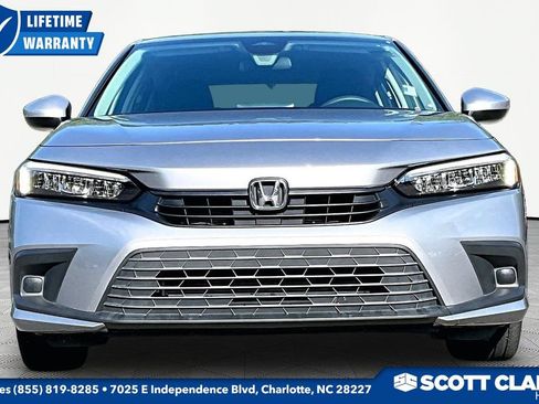 Used 2023 Honda Civic LX image 2