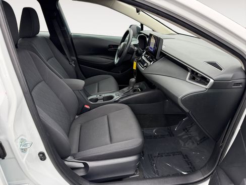 Used 2024 Toyota Corolla LE FWD image 19