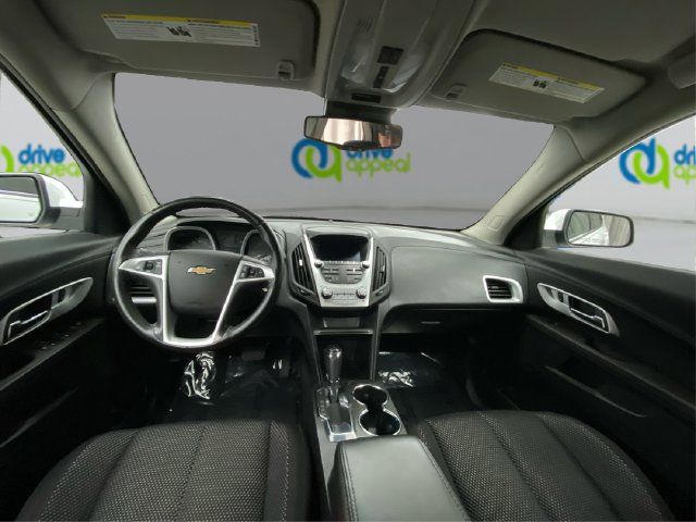 Used 2017 Chevrolet Equinox LT w/ Convenience Package AWD/4WD image 28