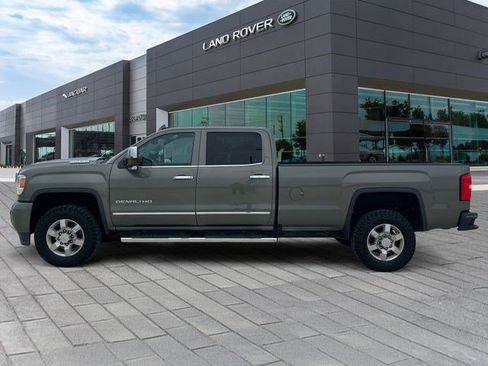 Used 2017 GMC Sierra 3500 Denali w/ Duramax Plus Package AWD/4WD image 2