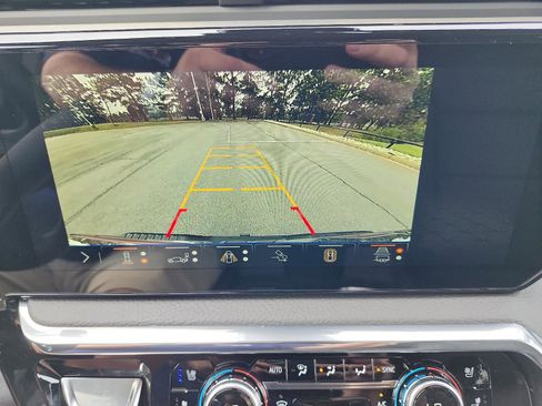 New 2026 GMC Sierra 3500 Denali w/ Denali Reserve Package image 16