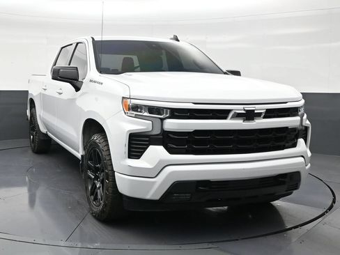 Used 2023 Chevrolet Silverado 1500 RST w/ LPO, Dark Essentials Package RWD image 7