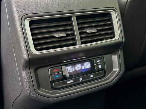 New 2026 Volkswagen Atlas Peak Edition AWD/4WD image 26