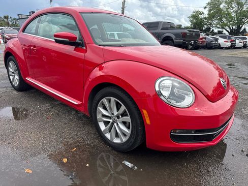 Used 2014 Volkswagen Beetle TDI image 3
