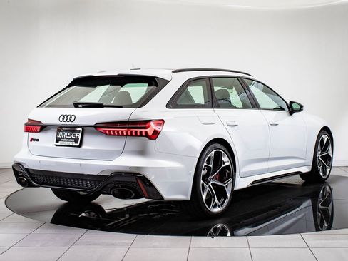 New 2025 Audi RS 6 performance image 10
