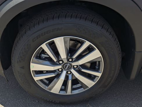New 2026 Nissan Pathfinder SL FWD image 7