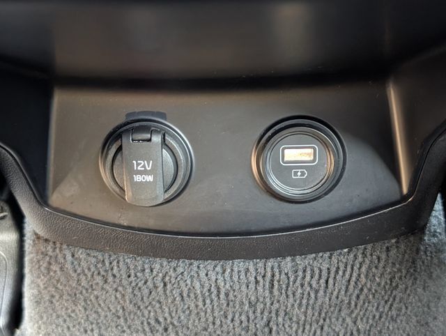 Used 2022 Kia Sorento S AWD/4WD image 31