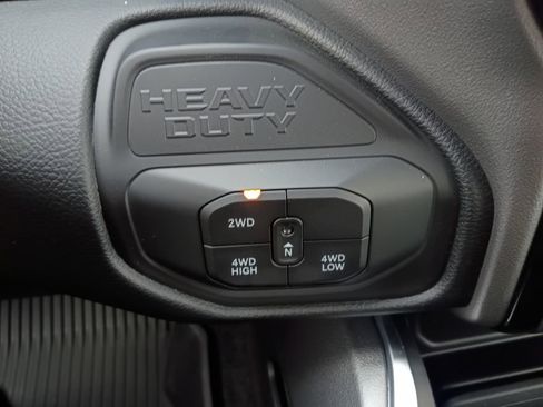New 2026 RAM 2500 Big Horn AWD/4WD image 5