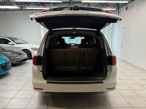Used 2018 Honda Odyssey EX image 18