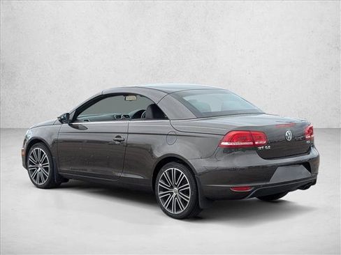 Used 2015 Volkswagen Eos Executive image 7