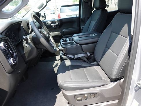 Used 2024 GMC Sierra 1500 Pro w/ Graphite Edition AWD/4WD image 17