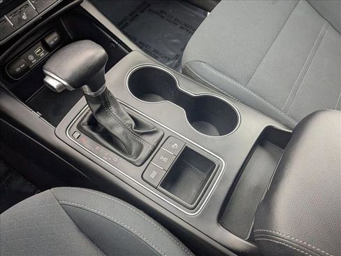 Used 2019 Kia Sorento LX w/ LX Convenience Package image 15