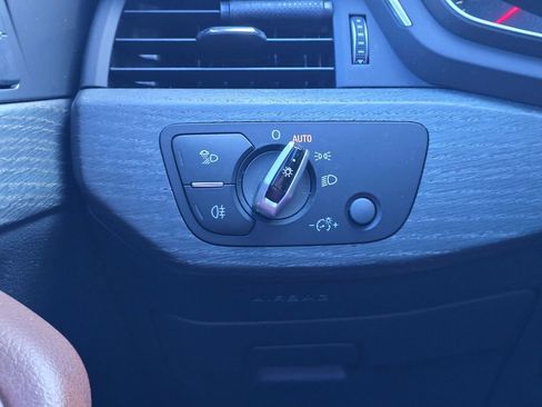 Used 2017 Audi A4 2.0T Premium w/ Convenience Package image 5