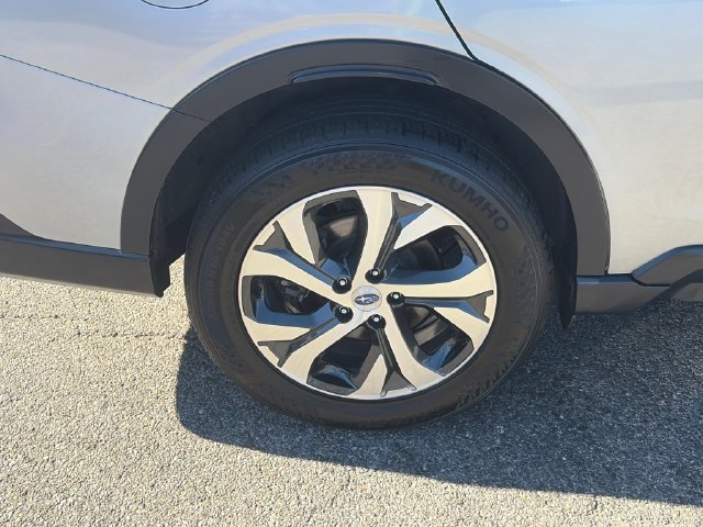 Used 2020 Subaru Outback Limited AWD/4WD image 11