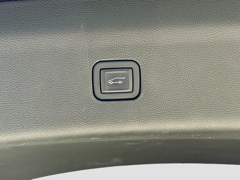 Used 2024 Buick Enclave Avenir w/ Avenir Technology Package FWD image 14