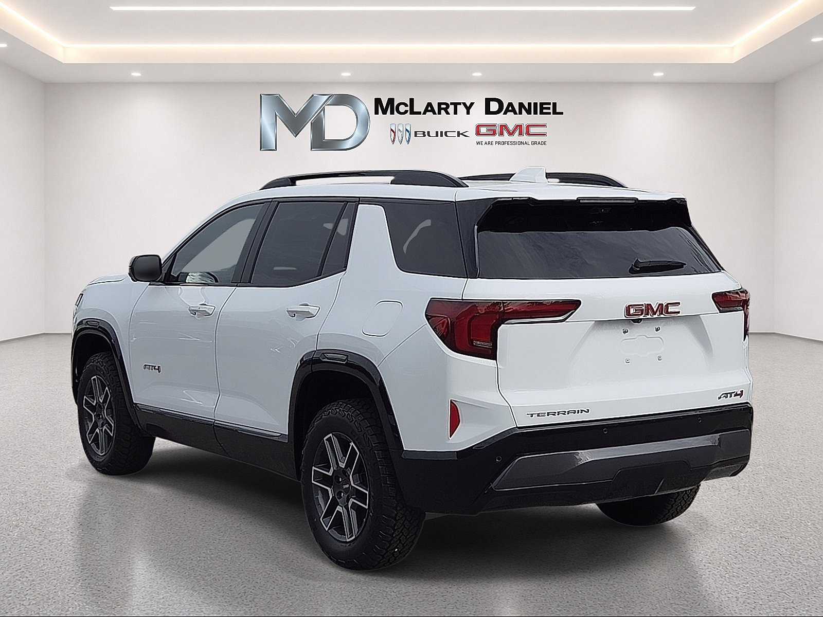New 2027 GMC Terrain AT4 w/ Technology Package II AWD/4WD image 4