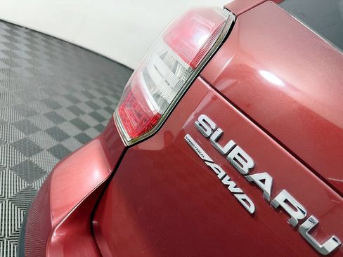 Used 2015 Subaru Forester 2.5i Premium w/ All-Weather Package AWD/4WD image 12