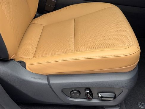 Used 2025 Lexus RX 350 Premium image 46