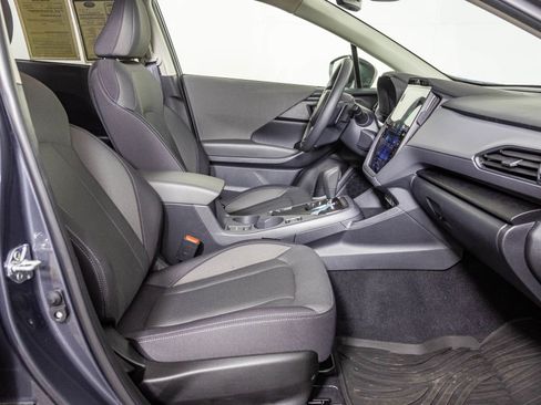 Used 2025 Subaru Crosstrek 2.0i Premium image 43