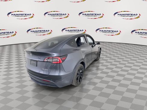 Used 2021 Tesla Model Y Long Range image 8