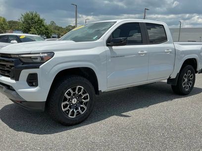 Used 2023 Chevrolet Colorado Z71 w/ Z71 Convenience Package 2