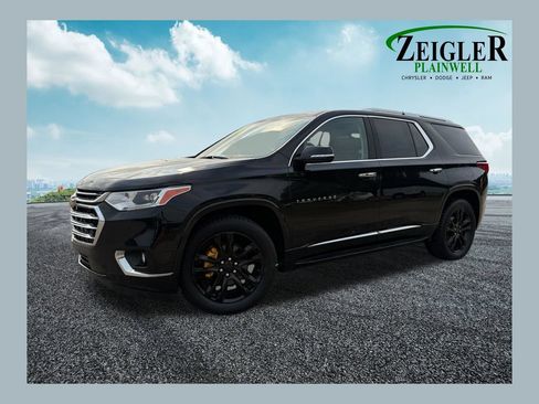 Used 2019 Chevrolet Traverse High Country w/ LPO, 'HIT The Road' Package AWD/4WD image 1