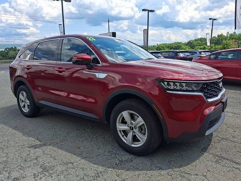 Used 2023 Kia Sorento LX AWD/4WD image 7