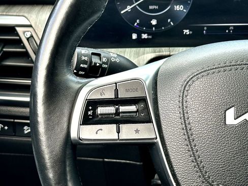 Used 2024 Kia Telluride SX Prestige AWD/4WD image 19