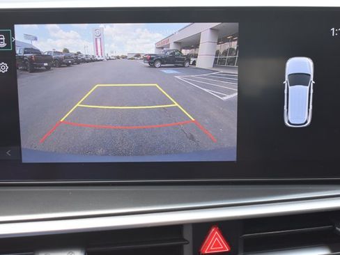 Used 2025 Kia Sorento S w/ Panoramic Sunroof Package FWD image 26