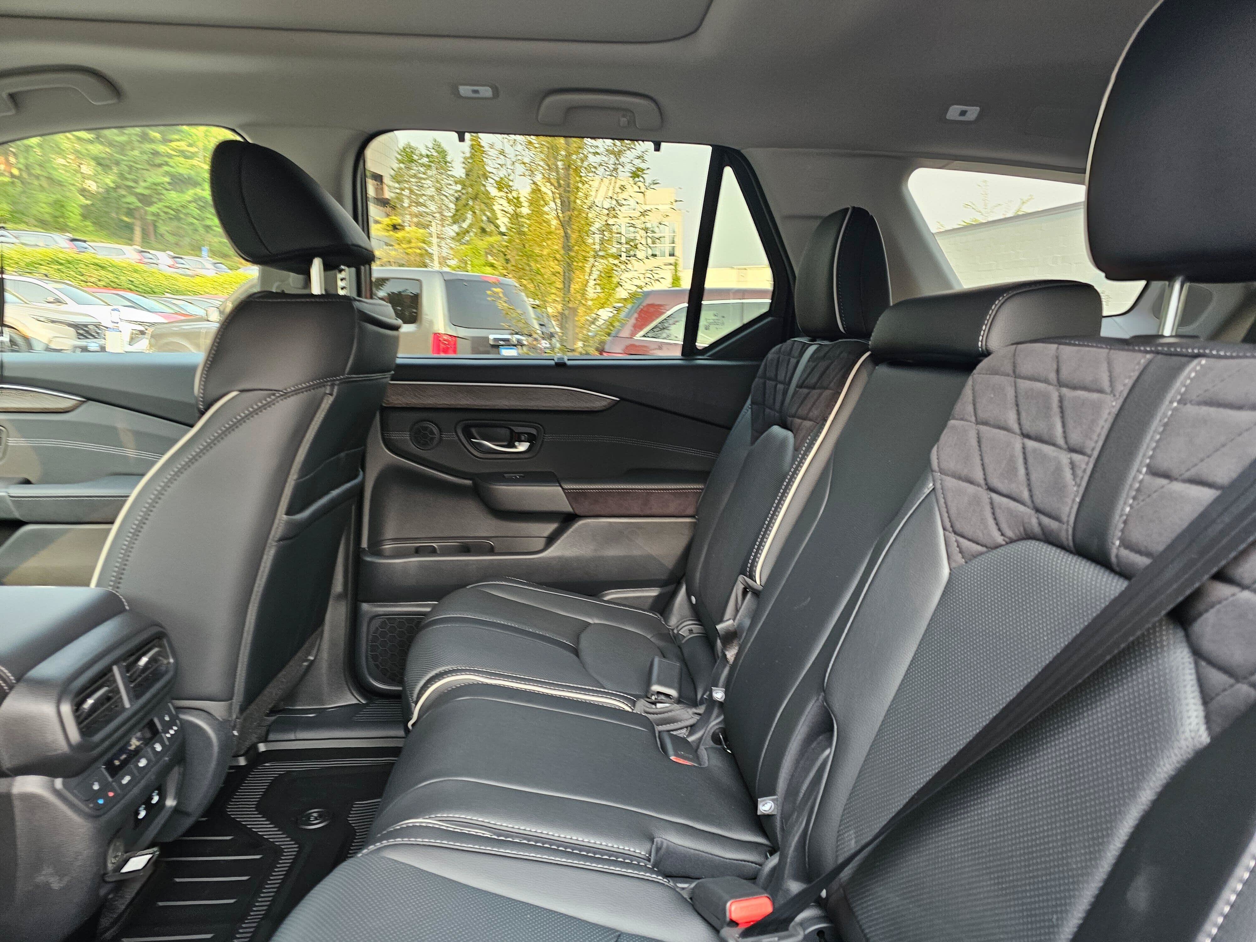 New 2026 Honda Pilot Elite image 21