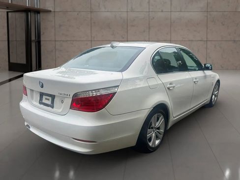 Used 2010 BMW 528i xDrive Sedan AWD/4WD image 6