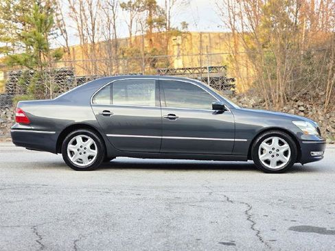 Used 2004 Lexus LS 430 image 11