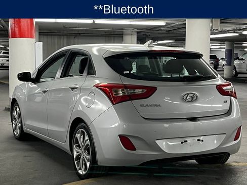 Used 2015 Hyundai Elantra GT w/ Option Group 02 FWD image 4
