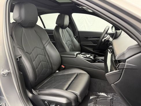 Used 2024 BMW 530i xDrive AWD/4WD image 51