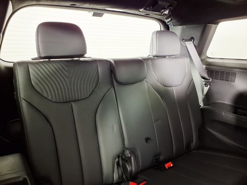 Used 2024 Hyundai Palisade Calligraphy AWD/4WD image 13
