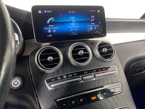 Used 2021 Mercedes-Benz GLC 300 4MATIC Coupe image 29