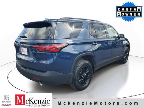 Used 2022 Chevrolet Traverse LT FWD image 4