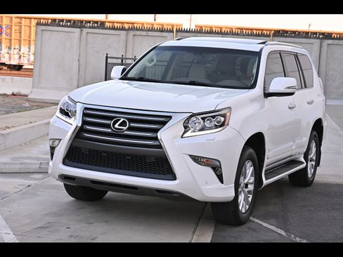 Used 2015 Lexus GX 460 w/ Premium Package AWD/4WD image 1
