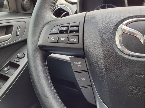Used 2012 MAZDA MAZDA3 i Touring image 21