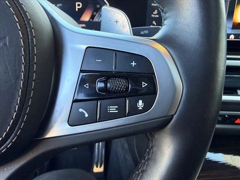 Used 2025 BMW X6 xDrive40i image 19