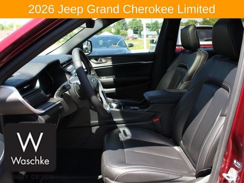 Used 2026 Jeep Grand Cherokee Limited w/ Trailer Tow Package AWD/4WD image 17
