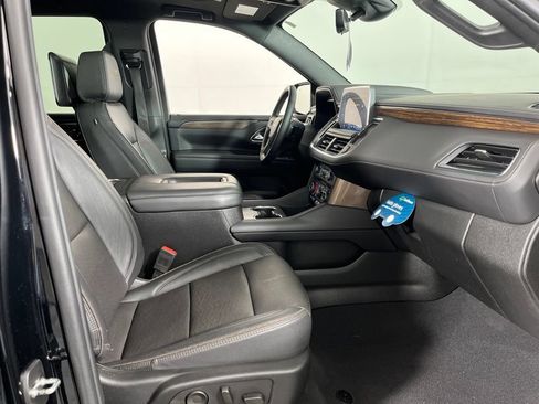 Certified 2023 Chevrolet Suburban High Country w/ Max Trailering Package AWD/4WD image 5