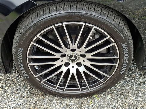 Used 2024 Mercedes-Benz C 300 4MATIC Sedan image 8