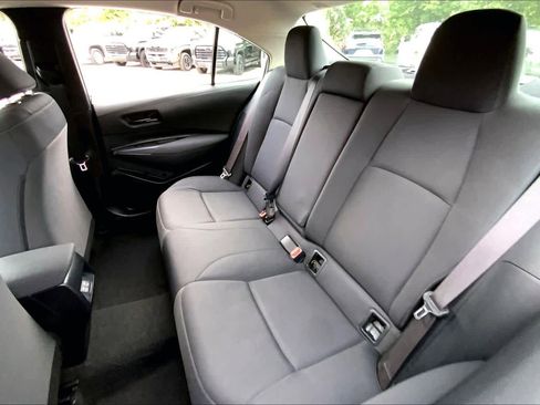Used 2024 Toyota Corolla LE FWD image 20