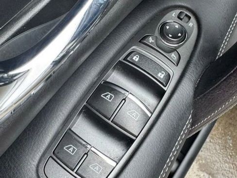 Used 2019 INFINITI QX80 Luxe w/ Proassist Package image 17