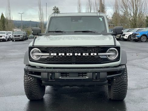Used 2024 Ford Bronco Wildtrak image 10